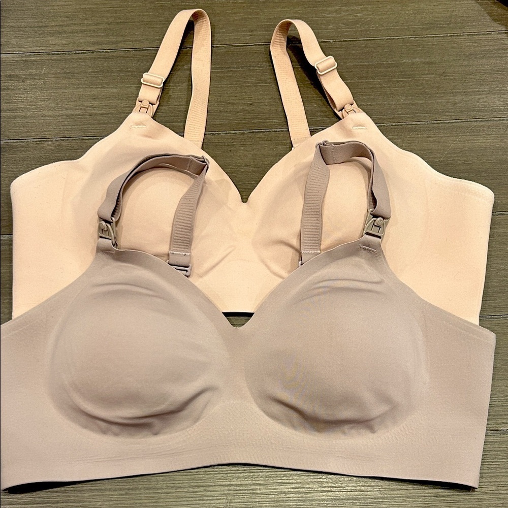 (2) MomCozy Nursing Bras XL